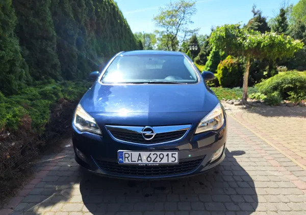 samochody osobowe Opel Astra cena 26900 przebieg: 49800, rok produkcji 2010 z Barcin